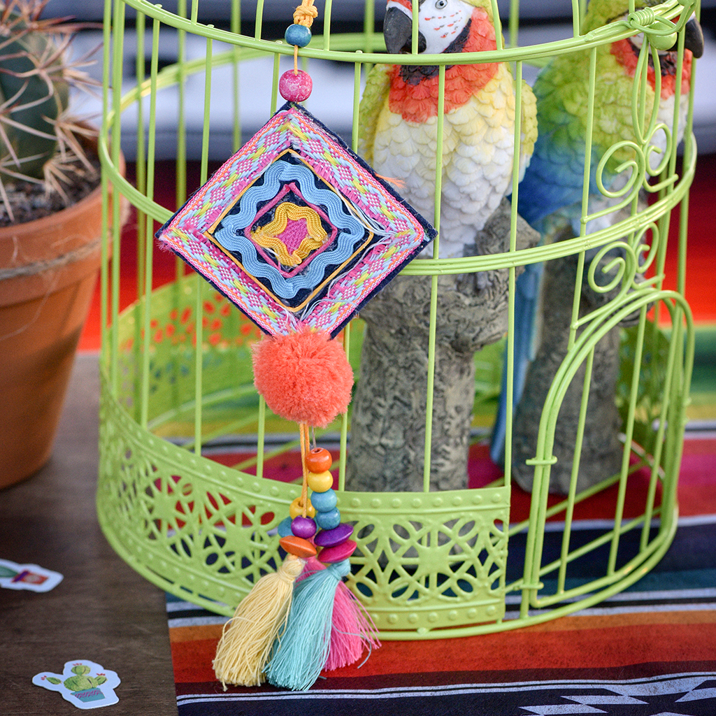 Anhänger Quasten Bunt "Mexiko" 8 x 8 x 31 cm ABVERKAUF