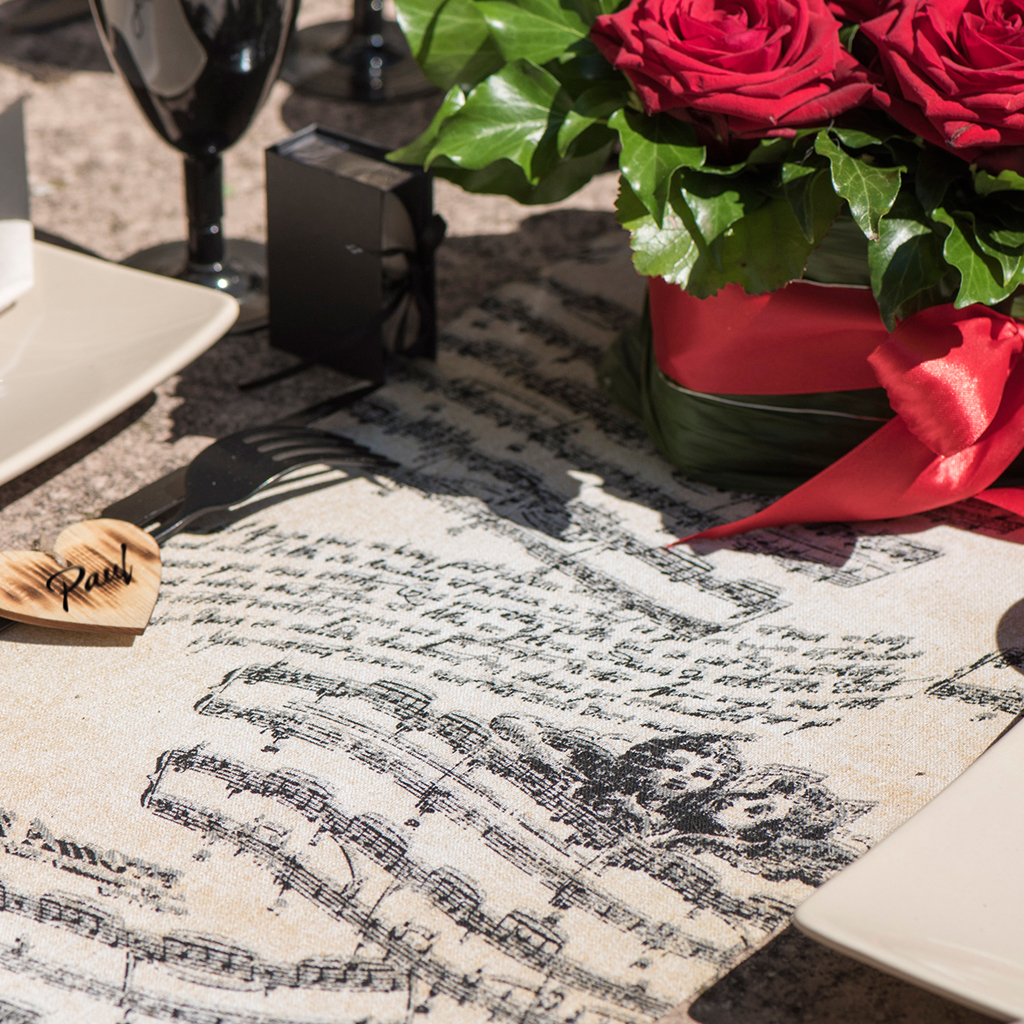 Tischläufer "Engel Musik" 28 cm x 3 m ABVERKAUF