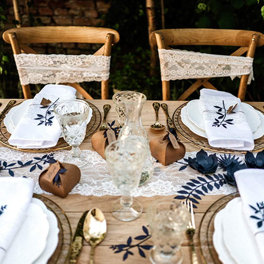 Tischband  "Spitze"  15 cm x 9 m