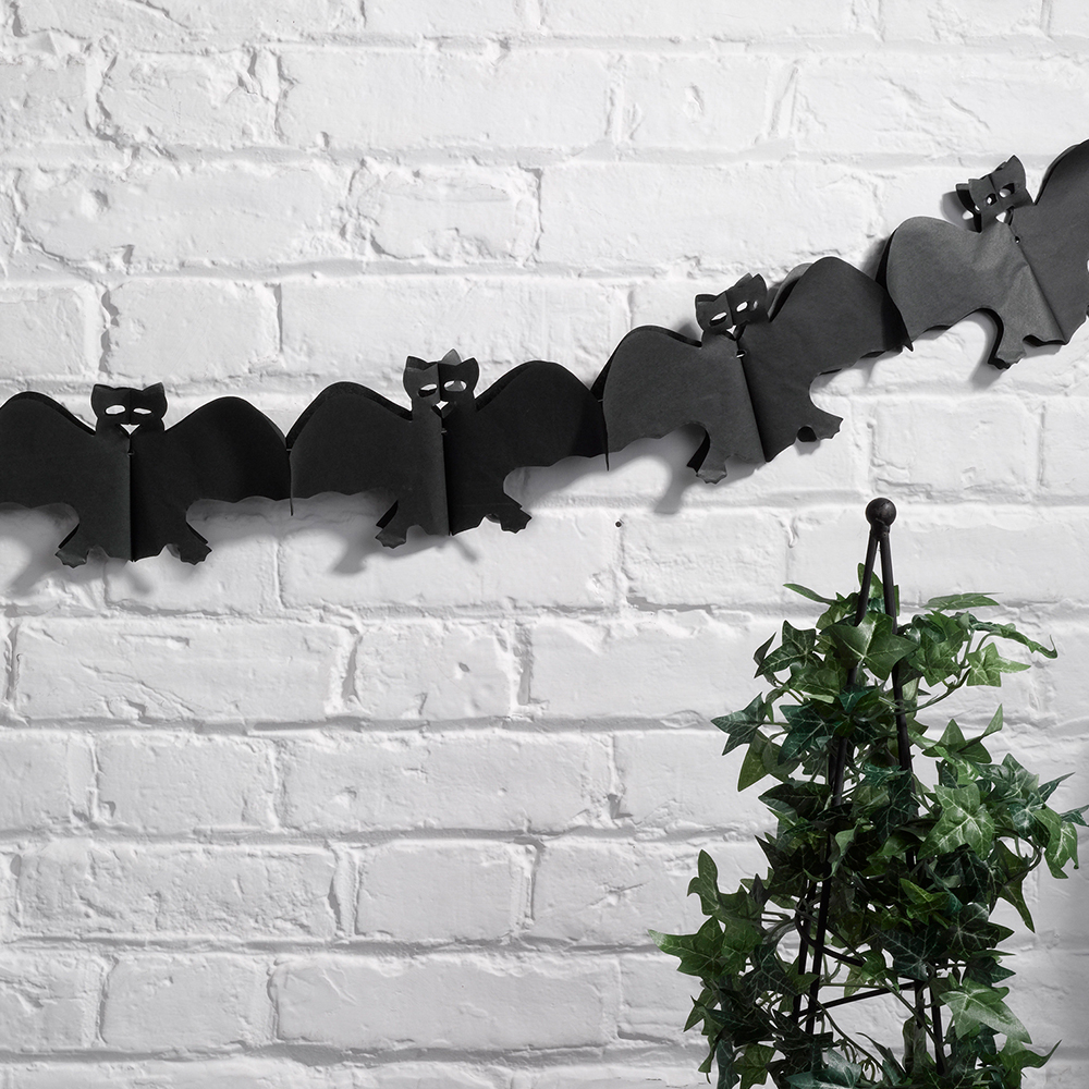 Girlande Fledermäuse "Hello Halloween" 2,5 m ABVERKAUF