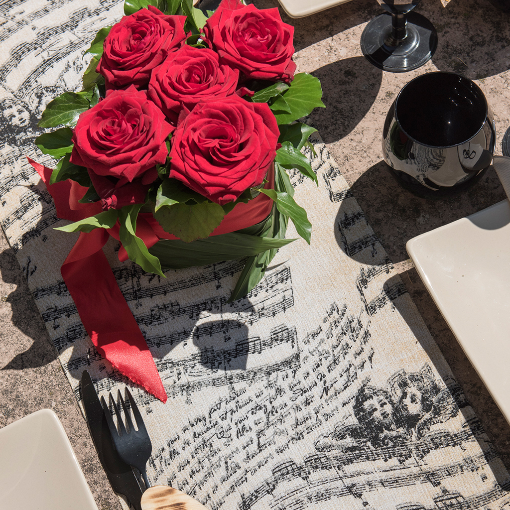 Tischläufer "Engel Musik" 28 cm x 3 m ABVERKAUF