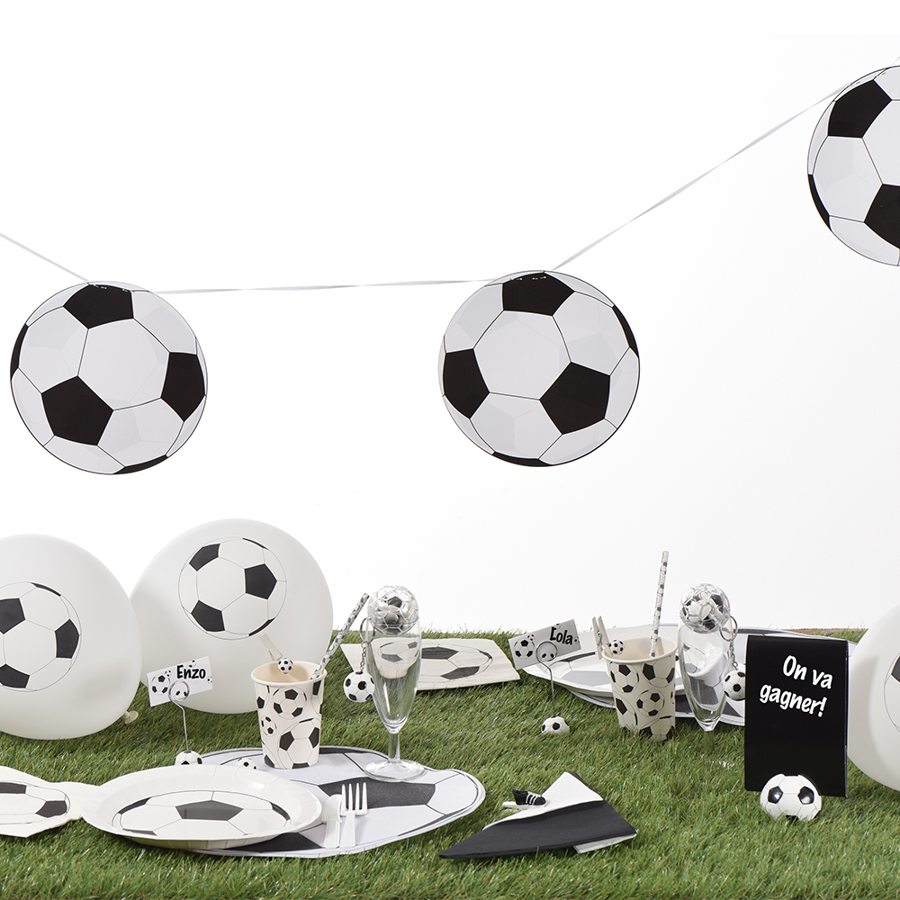 Girlande "Fußball" 15 Bälle 6 m