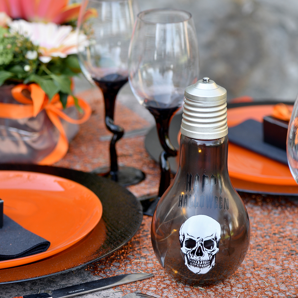 Halloween Glühbirne "Totenkopf" ø 11 x 21 cm ABVERKAUF