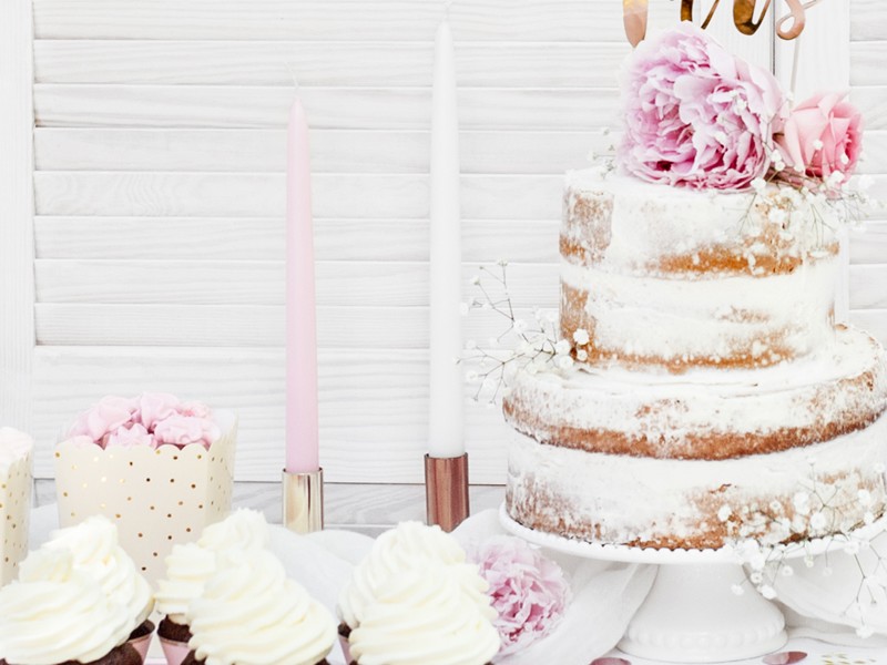 Spitzkerzen (10 Stück) 24 cm weiß